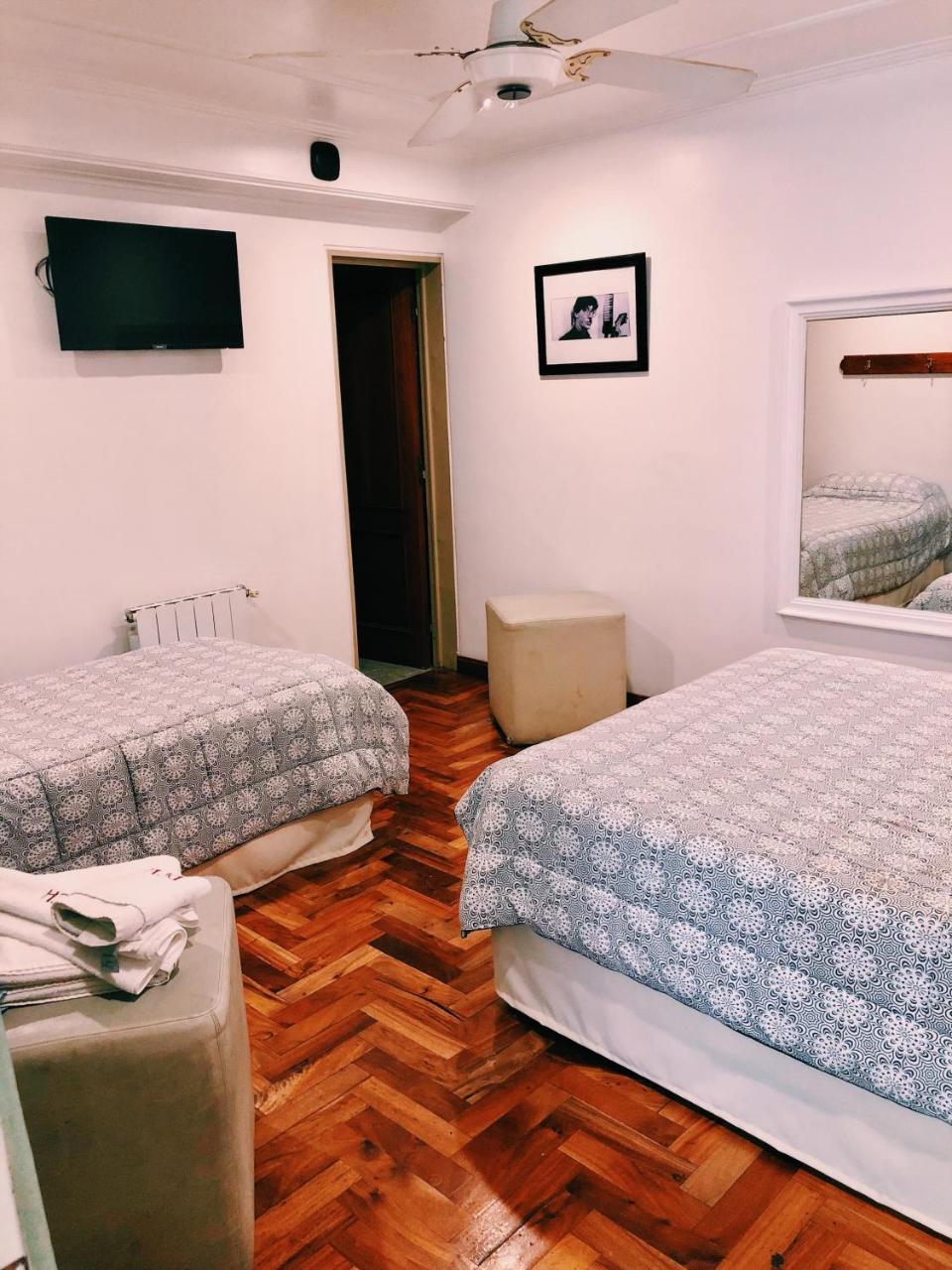 Hotel Petit Кордова Екстер'єр фото